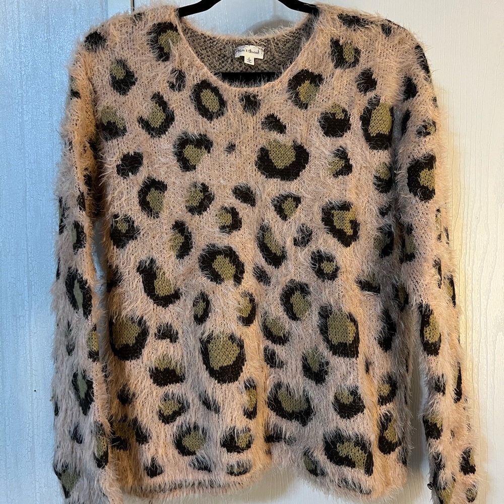 Boutique item. Brand hem & thread. Lightweight sweater